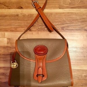 Vintage Dooney & Bourke purse